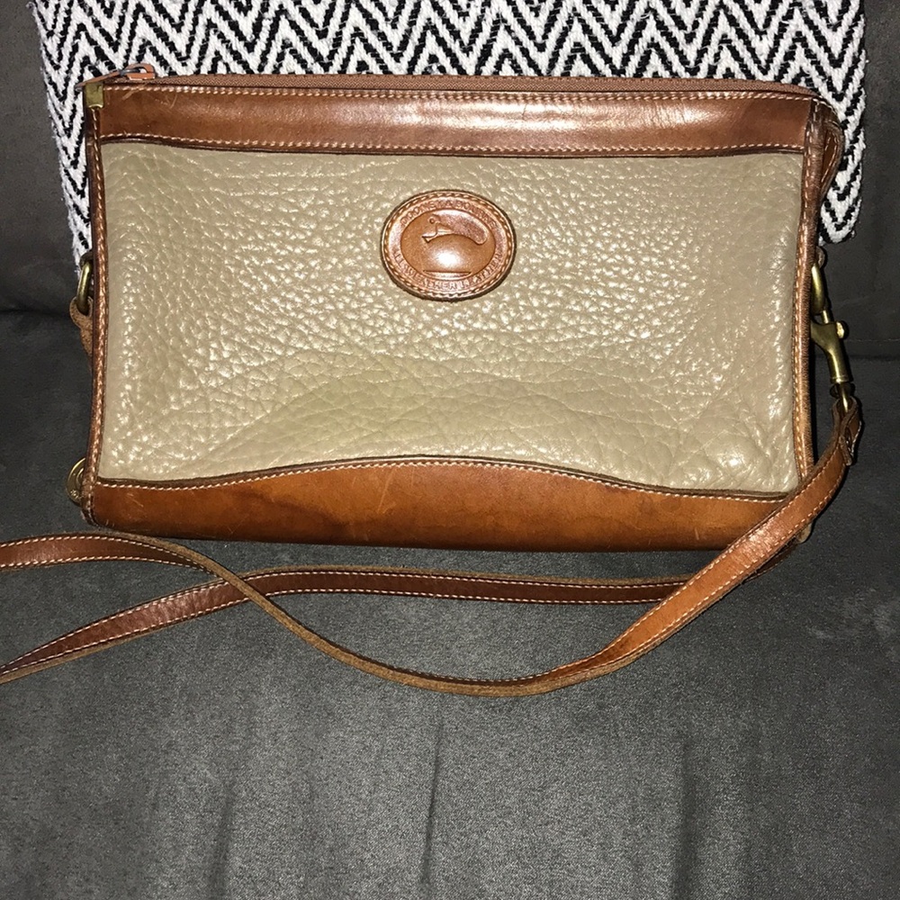 Vintage Dooney & Bourne Crossbody